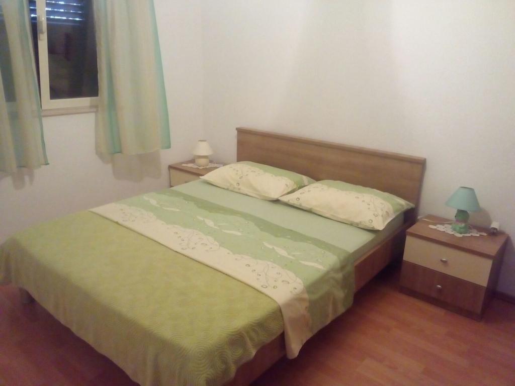 Apartment Peris Sevid Exterior photo
